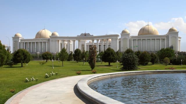 Het weer voor Turkmenistan in februari