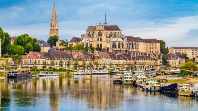Het klimaat van Auxerre en de beste reistijd