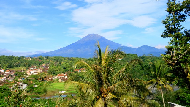 Climate Java and best time to visit