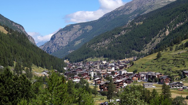 Weer in  Saas-Grund in december