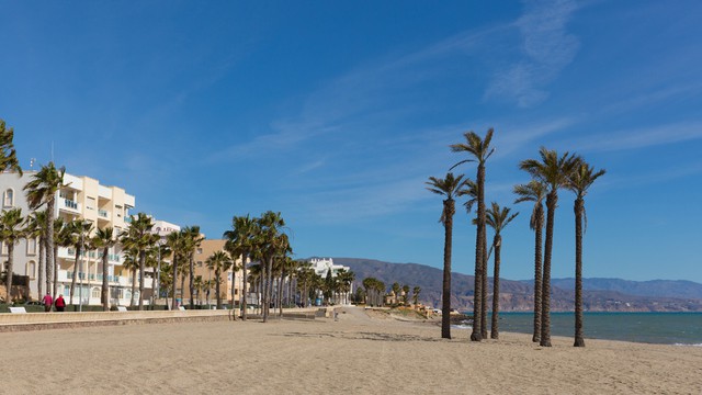 Weer in  Roquetas de Mar in juli