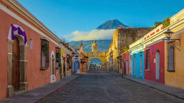 Weer in  Antigua Guatemala in februari