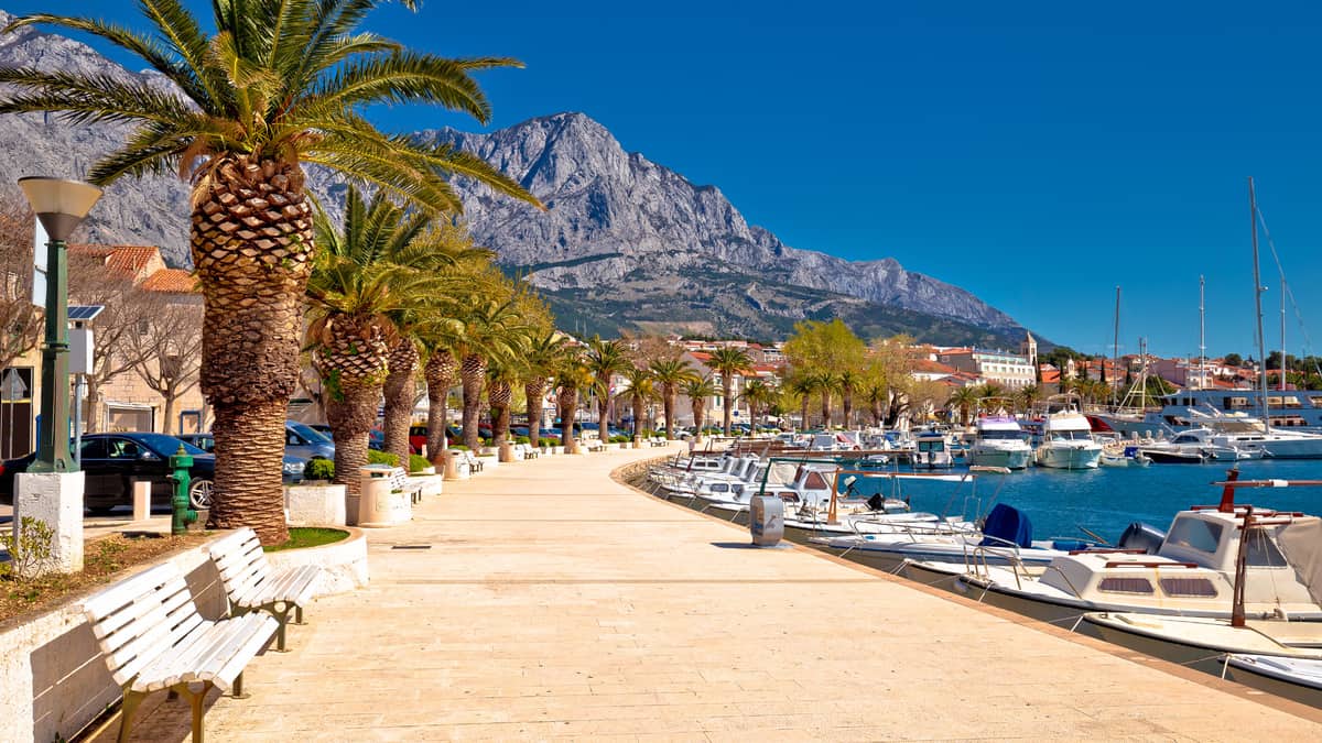 Klima von Baška Voda: Temperaturen, beste Reisezeit und Niederschlag