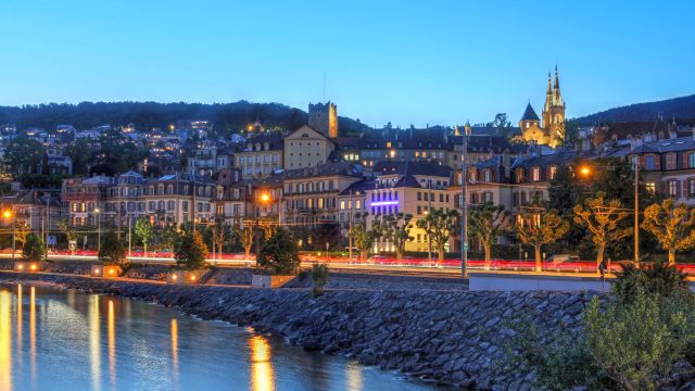 Het klimaat van Neuchâtel en de beste reistijd