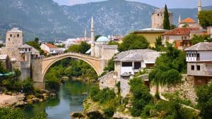 Bosnië en Herzegovina temperaturen, klimaat en het weer per maand