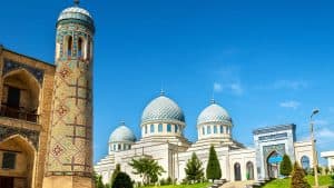 Oezbekistan temperaturen, klimaat en het weer per maand