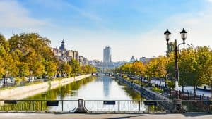 Boekarest temperaturen, klimaat en het weer per maand