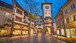 Freiburg im Breisgau temperaturen, klimaat en het weer per maand