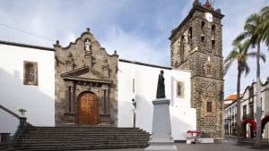 Santa Cruz de la Palma temperaturen, klimaat en het weer per maand
