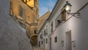 Alhama de Granada temperaturen, klimaat en het weer per maand
