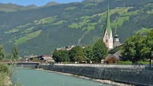Zell am Ziller temperaturen, klimaat en het weer per maand