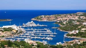 Porto Cervo temperaturen, klimaat en het weer per maand