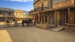 Tabernas temperaturen, klimaat en het weer per maand