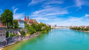 Basel temperaturen, klimaat en het weer per maand