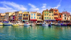 Cassis temperaturen, klimaat en het weer per maand