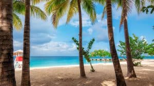 Montego Bay temperaturen, klimaat en het weer per maand