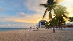 North Miami temperaturen, klimaat en het weer per maand