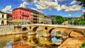 Sarajevo temperaturen, klimaat en het weer per maand