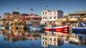 Warnemünde temperaturen, klimaat en het weer per maand