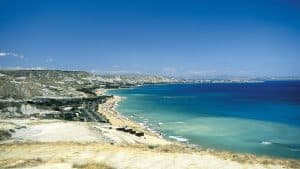 Crotone temperaturen, klimaat en het weer per maand