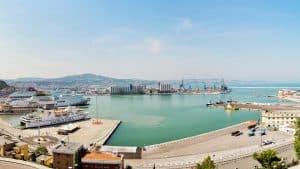 Ancona temperaturen, klimaat en het weer per maand