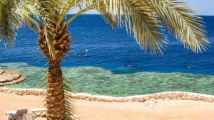 Weer en temperatuur in El Quseir in april 2026