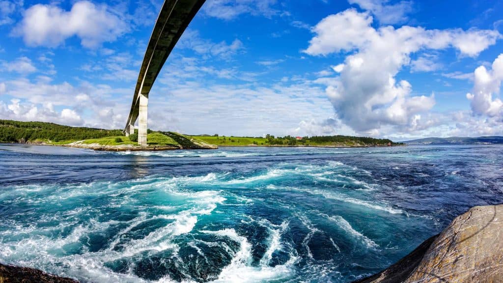 Weer in Saltstraumen in juni 2025: temperatuur, zon en neerslag