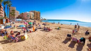 Playa del Cura temperaturen, klimaat en het weer per maand