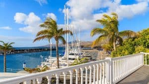 Puerto Calero temperaturen, klimaat en het weer per maand