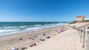 Biscarrosse-Plage temperaturen, klimaat en het weer per maand