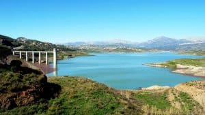La Viñuela temperaturen, klimaat en het weer per maand