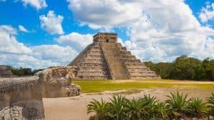 Chichén-Itzá temperaturen, klimaat en het weer per maand