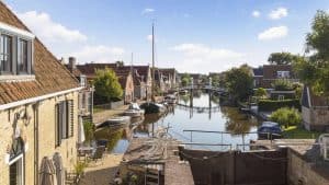 Hindeloopen temperaturen, klimaat en het weer per maand
