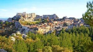 Les Baux-de-Provence temperaturen, klimaat en het weer per maand