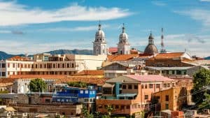 Santiago de Cuba temperaturen, klimaat en het weer per maand