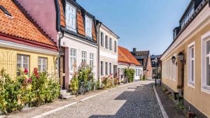 Ystad temperaturen, klimaat en het weer per maand