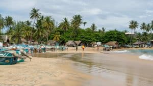 Arugam Bay temperaturen, klimaat en het weer per maand